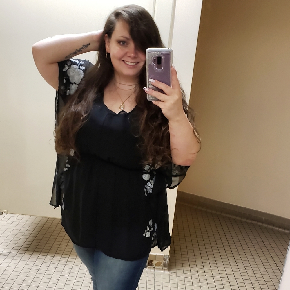Meet your Posher, Alexia